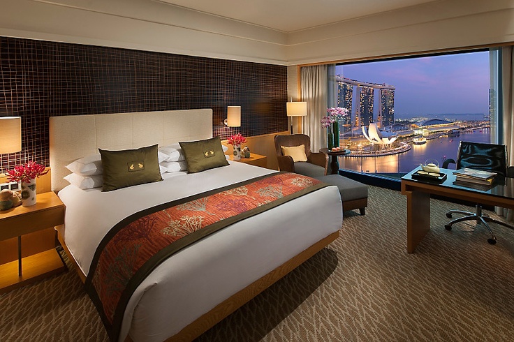 A premier room at the Singapore Mandarin