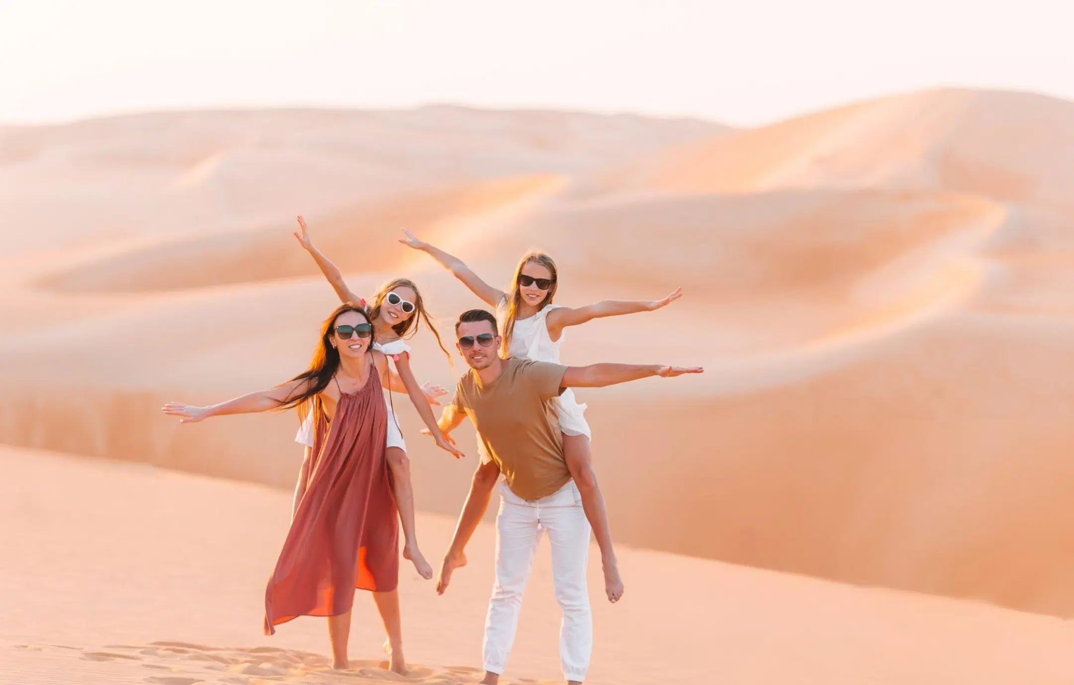 Hello From Dubai